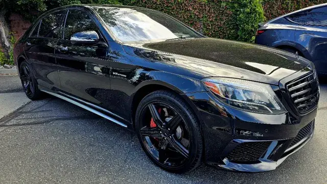 2015 Mercedes-Benz S-Class AMG S63 photo 3