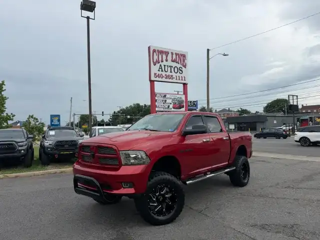 2010 RAM 1500 Sport 4x4 Crew Cab's photo