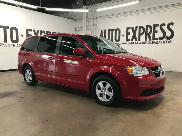 2012 Dodge Grand Caravan SE's photo