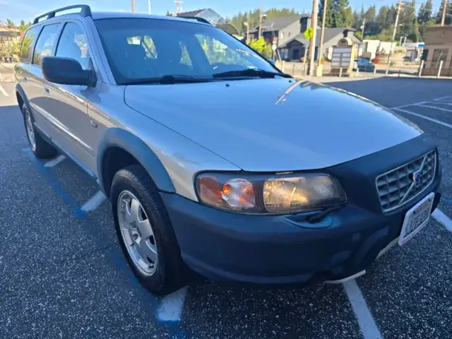 2004 Volvo XC70 2.5T AWD A's photo