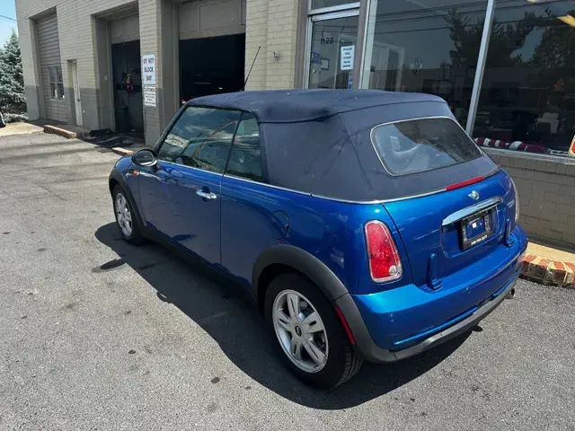 2006 MINI Cooper Base photo 5