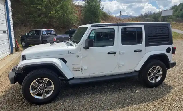 2018 Jeep Wrangler Sahara's photo