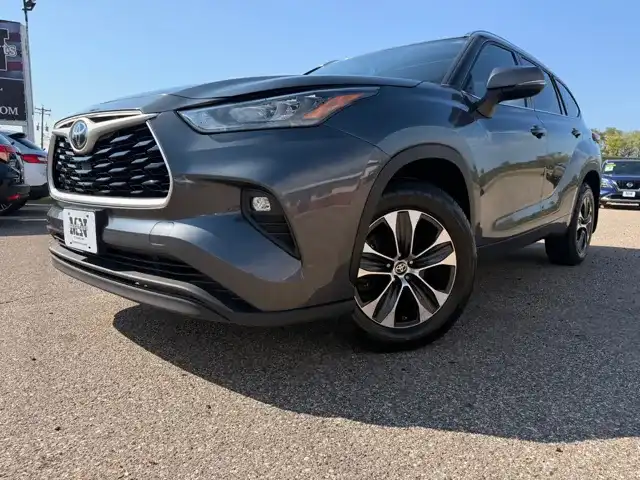 2020 Toyota Highlander XLE 4WD V6's photo