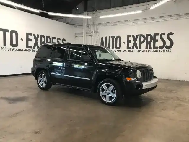 2008 Jeep Patriot Limited's photo