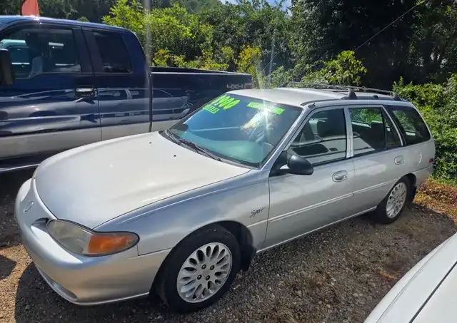 1999 Mercury Tracer LS's photo