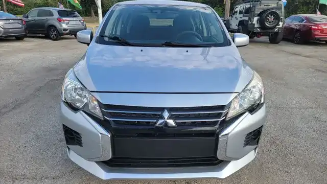 2021 Mitsubishi Mirage ES's photo