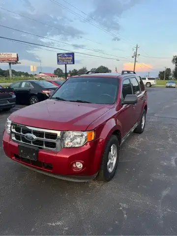 2012 Ford Escape XLT photo 1