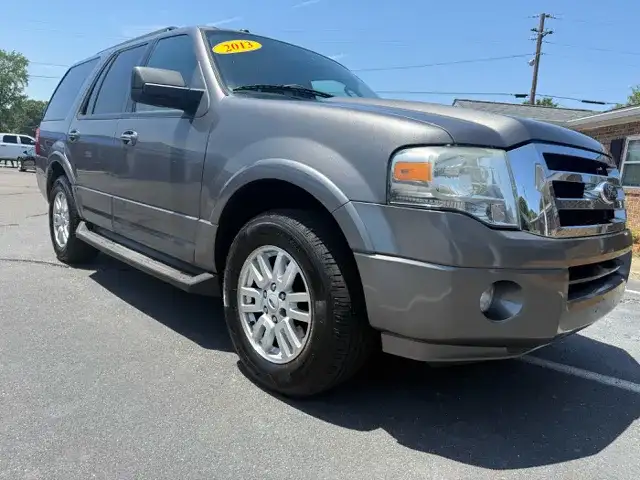 2013 Ford Expedition XLT's photo