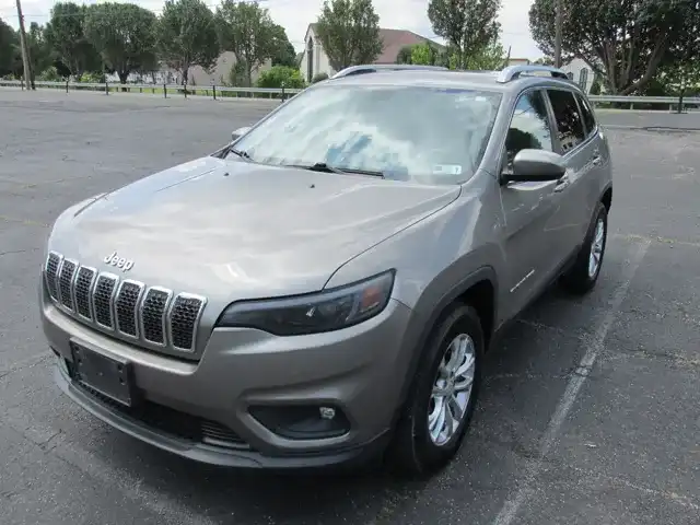 2019 Jeep Cherokee's photo