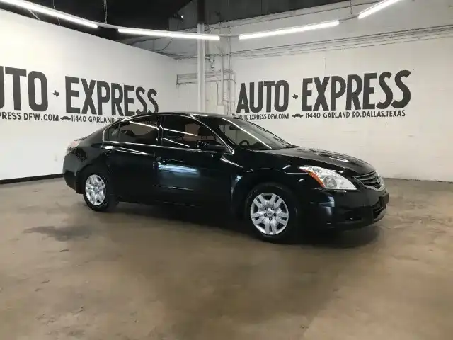 2011 Nissan Altima 2.5 S CVT's photo