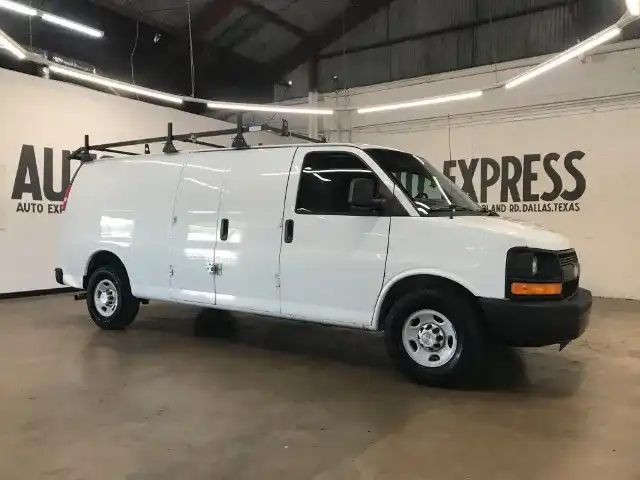 2014 Chevrolet Express 3500 Extended Work Van's photo