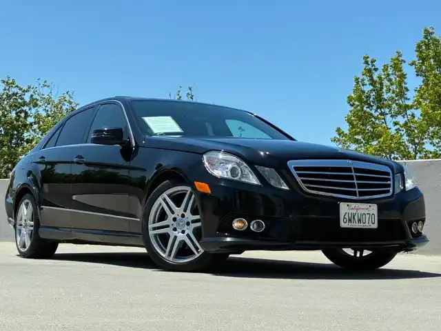 2010 Mercedes-Benz E-Class E350 Sport's photo