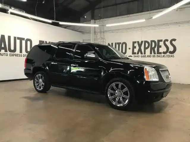 2014 GMC Yukon 2WD 1/2 Ton SLT (4SA)'s photo