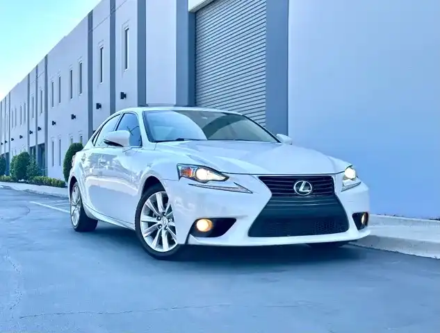 2014 Lexus IS 350 250 6AT's photo