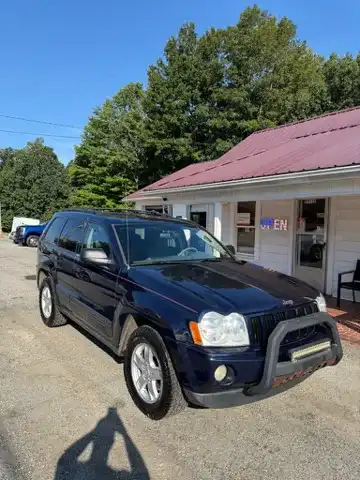 2005 Jeep Grand Cherokee Laredo 4WD's photo