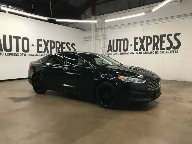 2014 Ford Fusion SE I4 FWD's photo