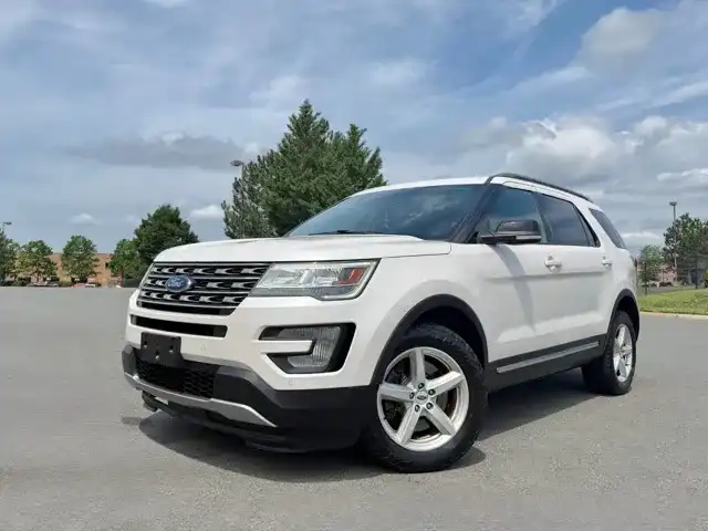 2016 Ford Explorer XLT 4WD's photo