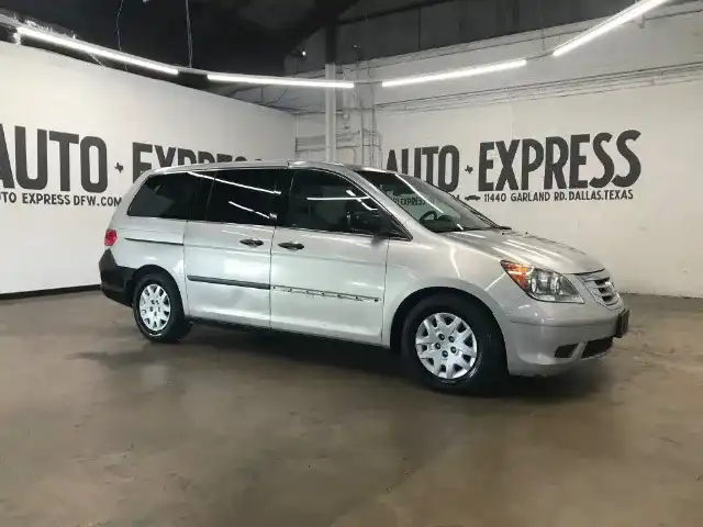 2009 Honda Odyssey LX's photo