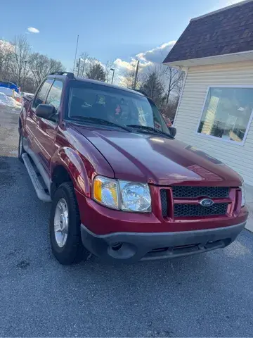 2004 Ford Explorer XLS Auto photo 3