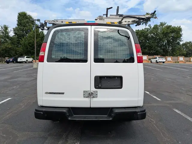 2019 Chevrolet Express 2500 Work Van HD photo 4