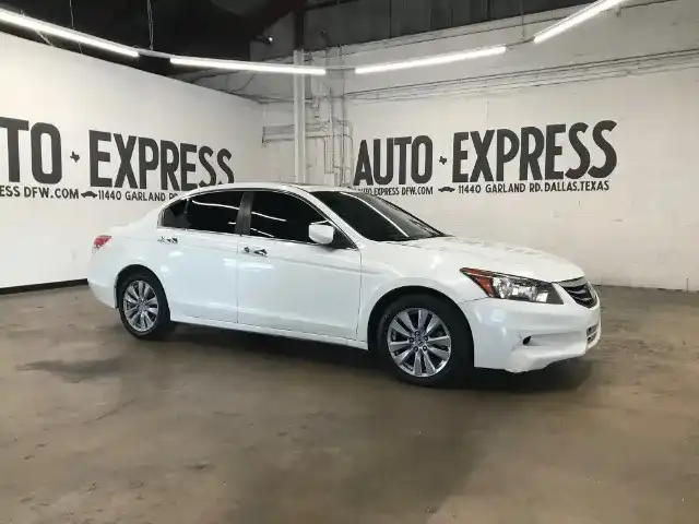 2012 Honda Accord V6 EX-L Auto's photo