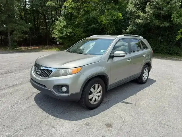 2011 Kia Sorento LX AT's photo