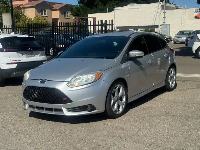 2014 Ford Focus 5 Door Hatch ST's photo