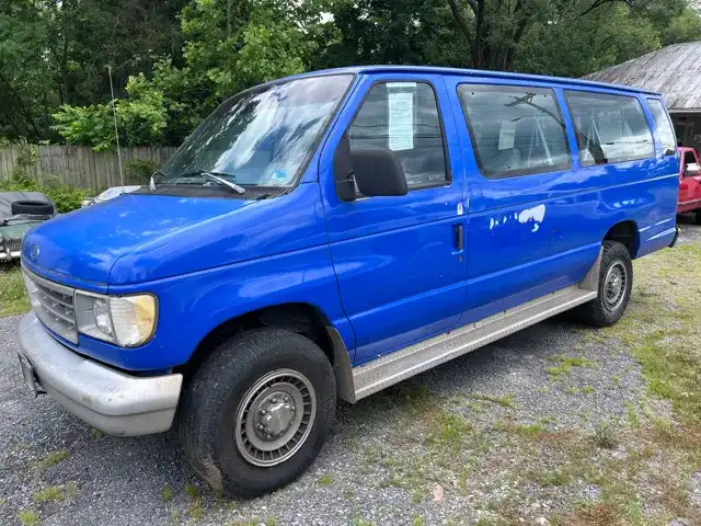 1992 Ford E-Series's photo