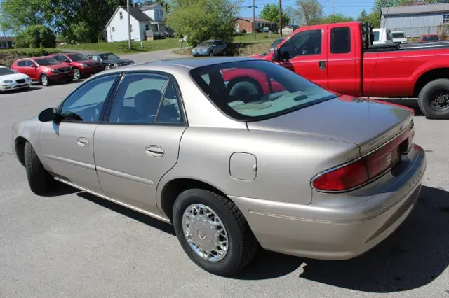 2003 Buick Century Custom photo 3