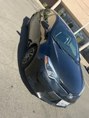 2015 Toyota Corolla L AT's photo