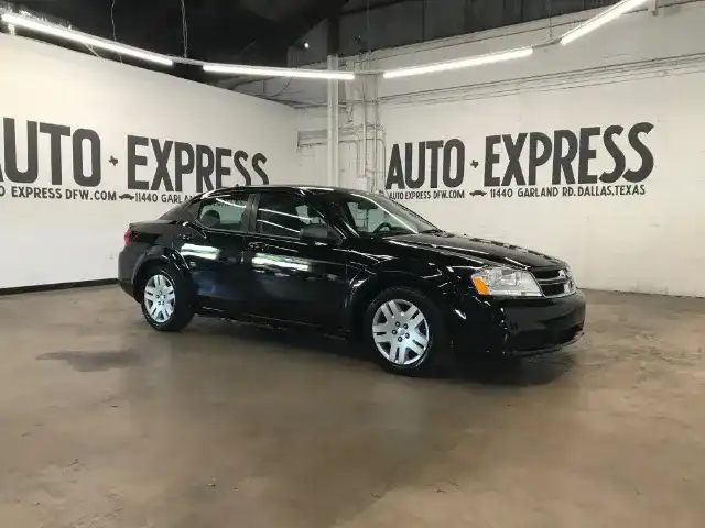2013 Dodge Avenger SE's photo