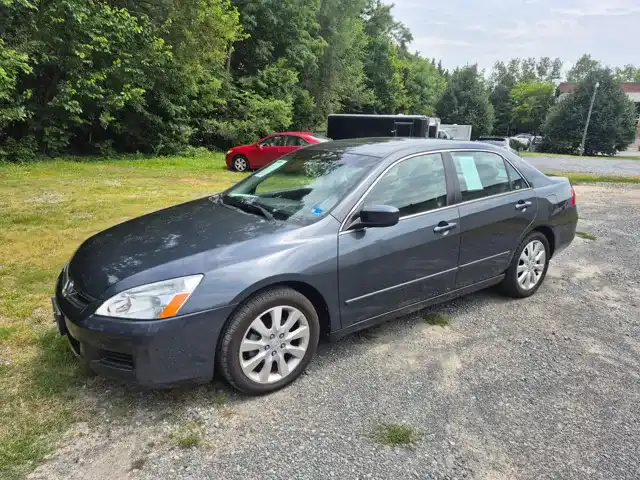 2006 Honda Accord 3.0 EX ULEV 5AT w/Leather's photo