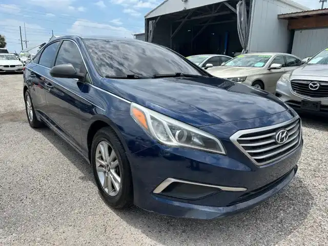 2017 Hyundai Sonata SE's photo