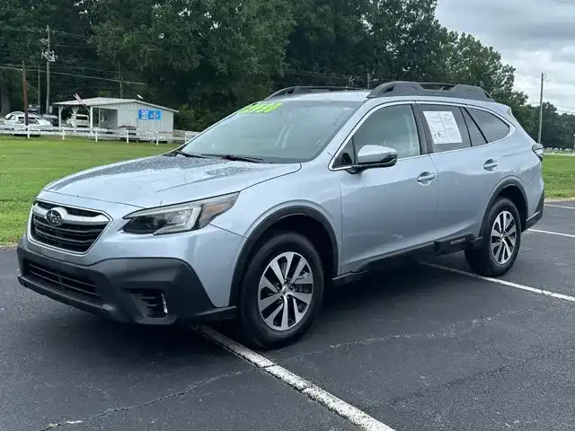 2020 Subaru Outback Premium's photo