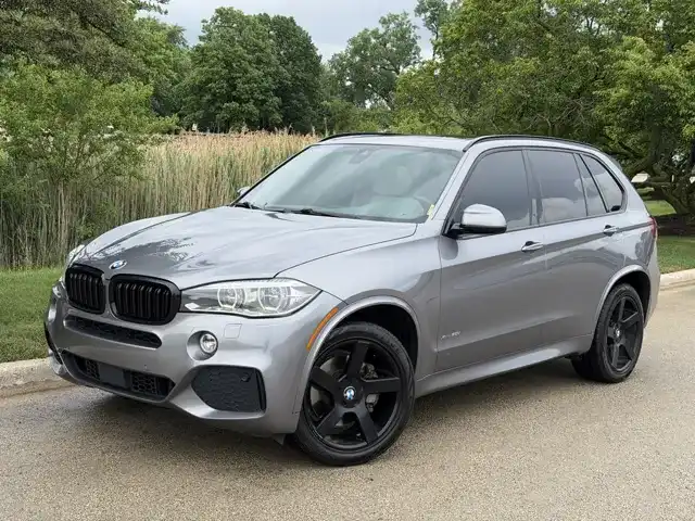 2015 BMW X5 xDrive50i M Sport Line's photo