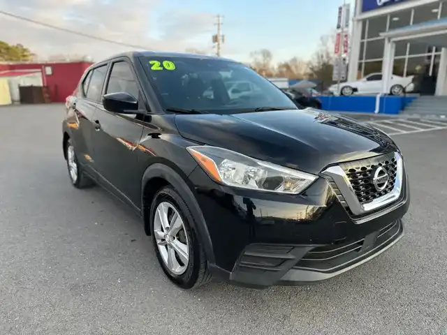 2020 Nissan Kicks 1.6 S's photo