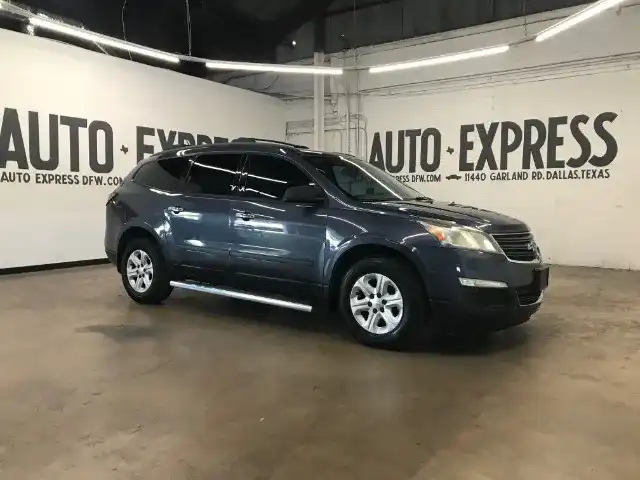 2013 Chevrolet Traverse LS FWD's photo