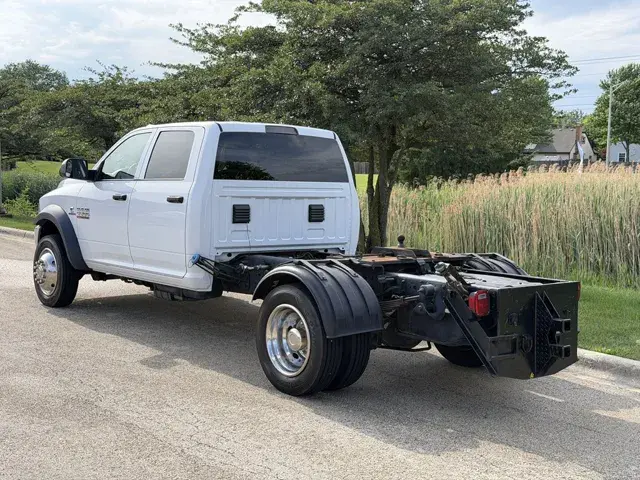 2018 RAM 5500 undefined photo 4