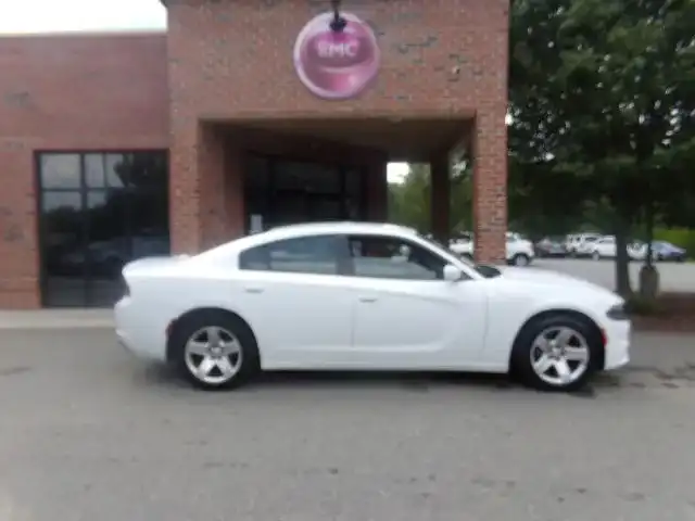 2017 Dodge Charger 3.6 Police Package (Fleet)'s photo