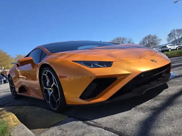 2021 Lamborghini Huracan EVO Coupe's photo