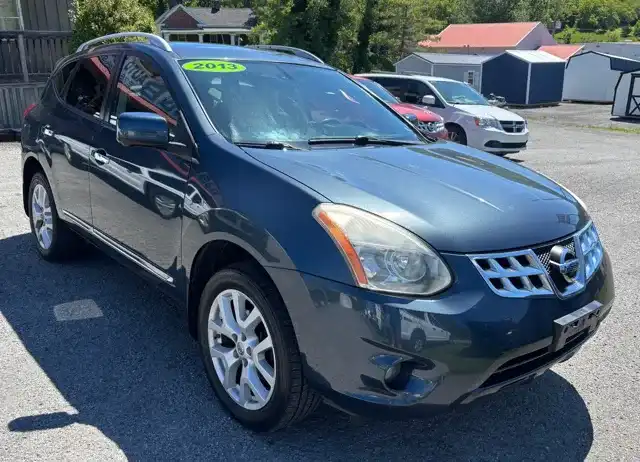 2013 Nissan Rogue S AWD's photo