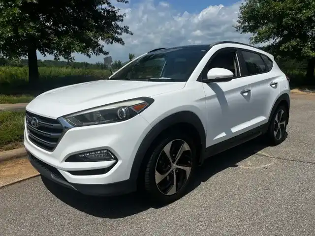 2016 Hyundai Tucson's photo