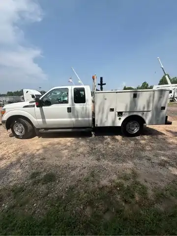 2016 Ford F-350's photo