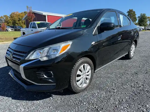 2021 Mitsubishi Mirage ES CVT's photo