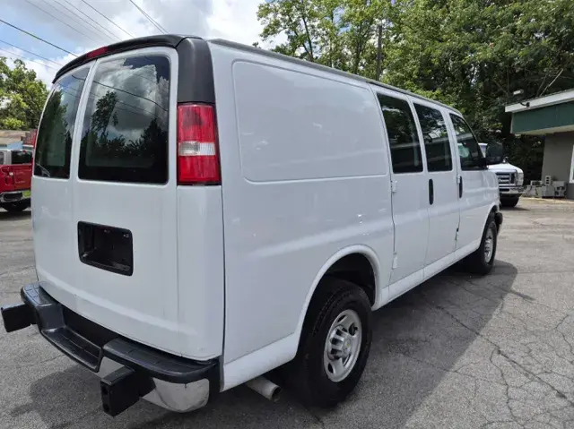 2020 Chevrolet Express 2500 Work Van HD photo 5
