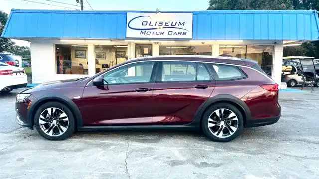 2018 Buick Regal Essence AWD's photo