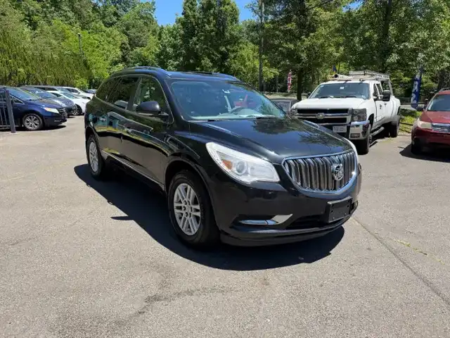 2015 Buick Enclave Convenience's photo