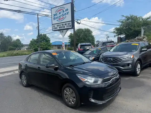2019 Kia Rio S AT's photo