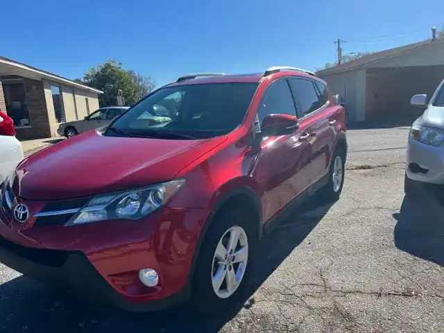 2013 Toyota RAV4 XLE's photo