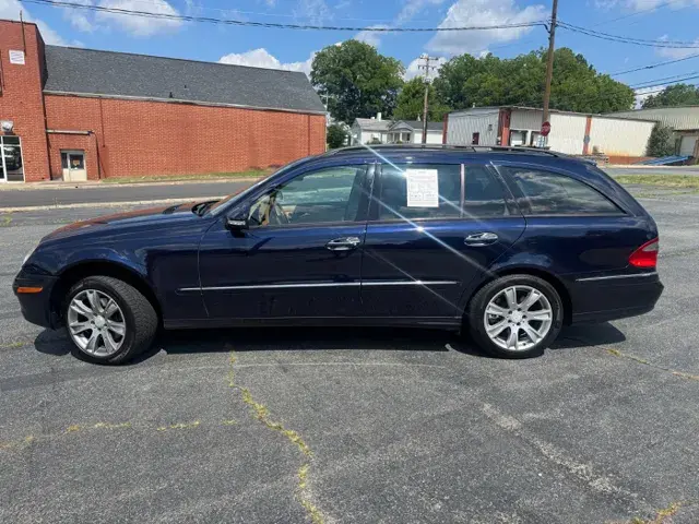 2009 Mercedes-Benz E-Class E350 4MATIC photo 3
